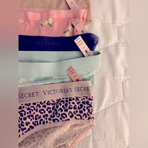Victoria’s Secret Hiphugger panties